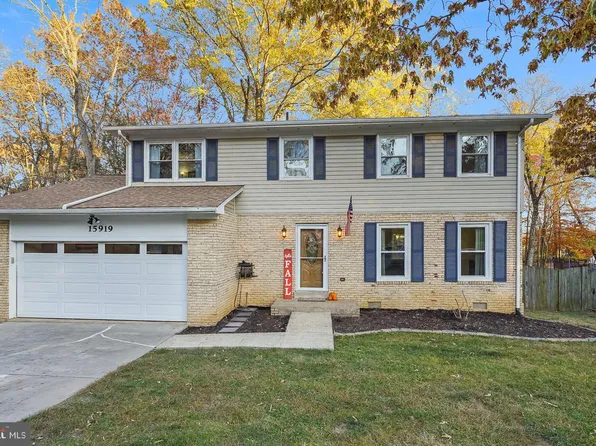 15919 Marlington Dr, Dumfries, VA 22025