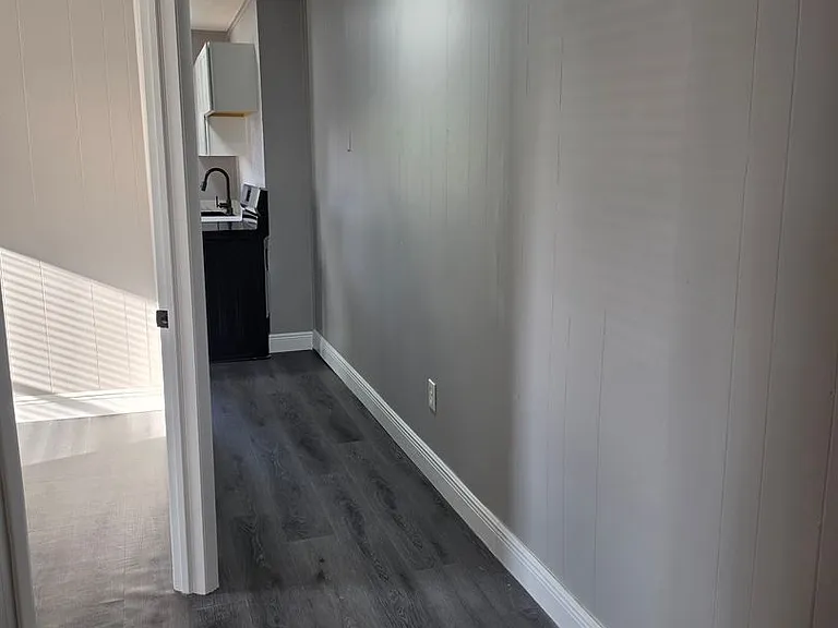 202 Luella Ct — Photo 22