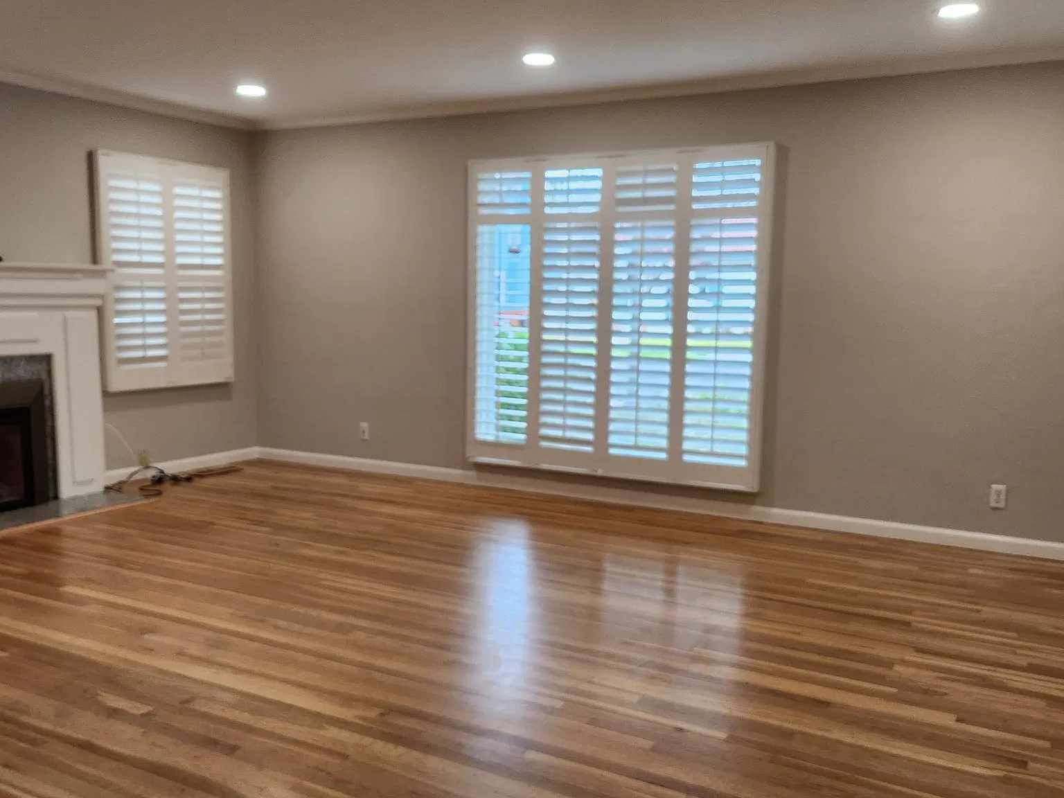 3 bed, 1.5 bath, 1503 sqft, $4,200 — Photo 3