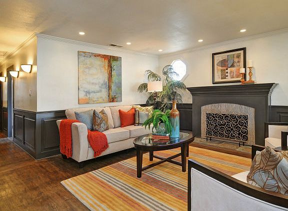 3rd image of 3426 Laguna Ct