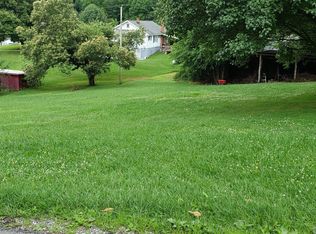 E Little Ave, Elizabethton, TN 37643