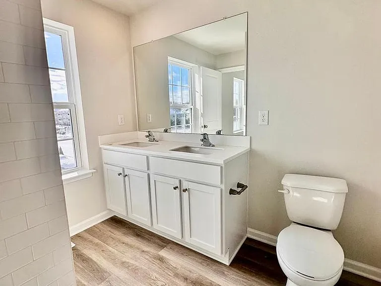 102 Jonagold Dr — Photo 15
