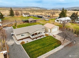 104 Adrian Ave NW, Soap Lake, WA 98851