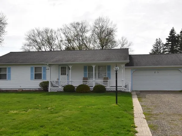 25 Kelley Dr, Big Flats, NY 14814