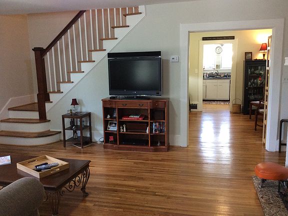 LR to Breakfast Rm to Kitch