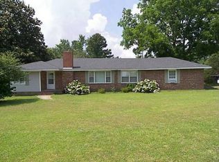 4 Miller Dr, Somerville, AL 35670