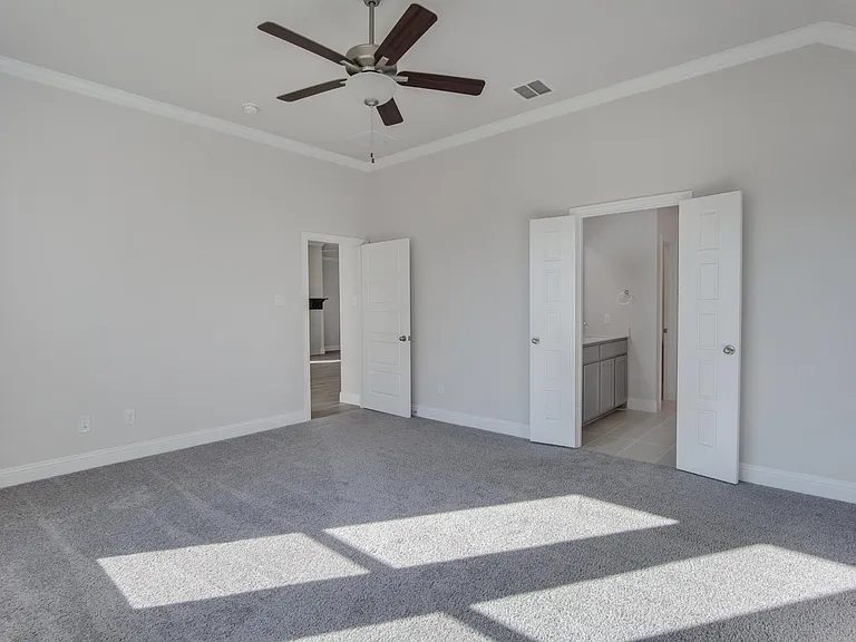 1021 Catskill Ct — Photo 11
