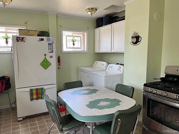 4th image of 515 Old Rockland Rd
