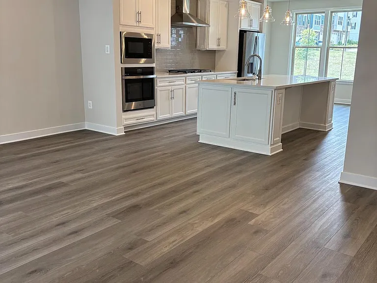 10140 Lake Linganore Blvd — Photo 2