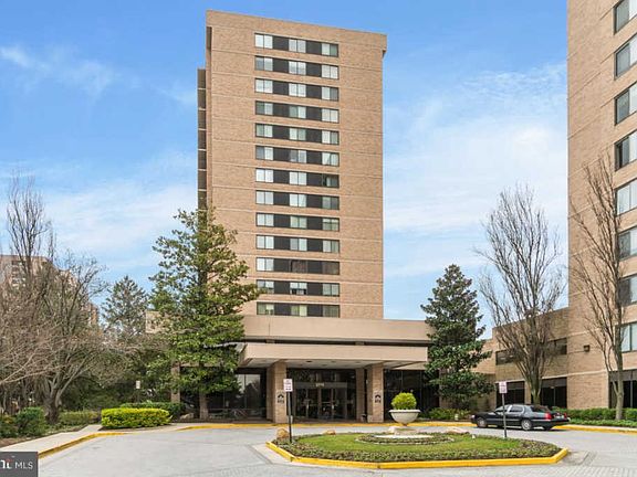2nd image of 3709 S George Mason Dr APT 902