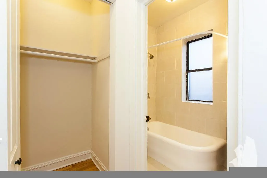 1 bed, $1,895 — Photo 2