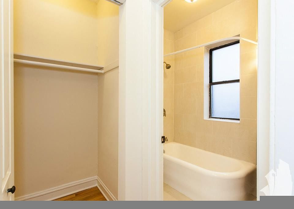 1st image of 4615 N Paulina St #3