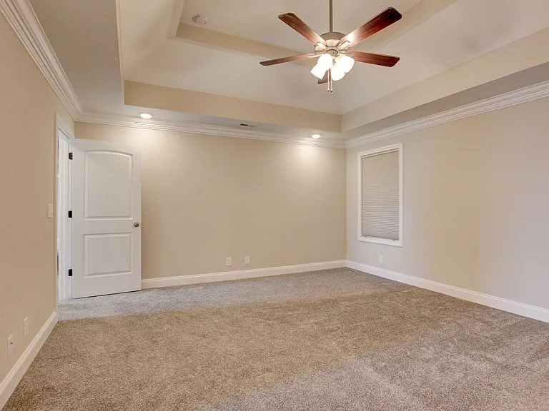 230 Cotoneaster Ln — Photo 73