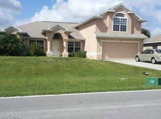 447 Ravenswood Blvd, Port Charlotte, FL 33954