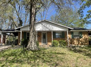 2142 Millvalley Dr, Florissant, MO 63031