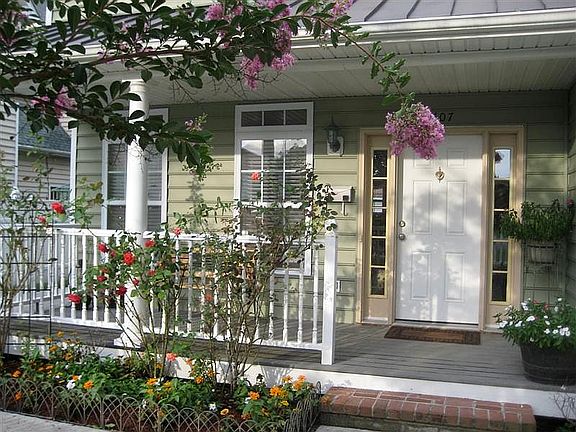 2nd image of 2407 Mediterranean Ave