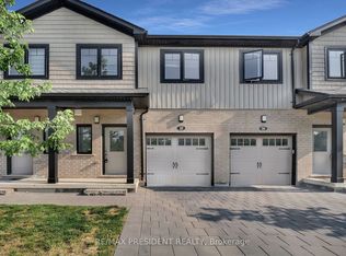 2621 Holbrook Dr #18, London, ON N6M 0G2
