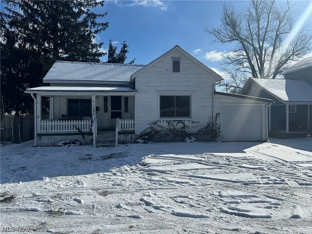 1282 Central Ave photo 1