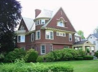222 Elm St, Northampton, MA 01060