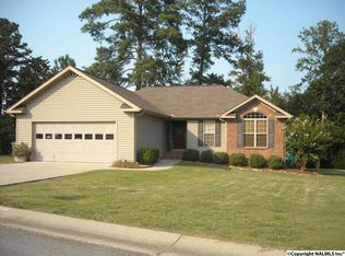 3102 Lakeview Cir, Southside, AL 35907