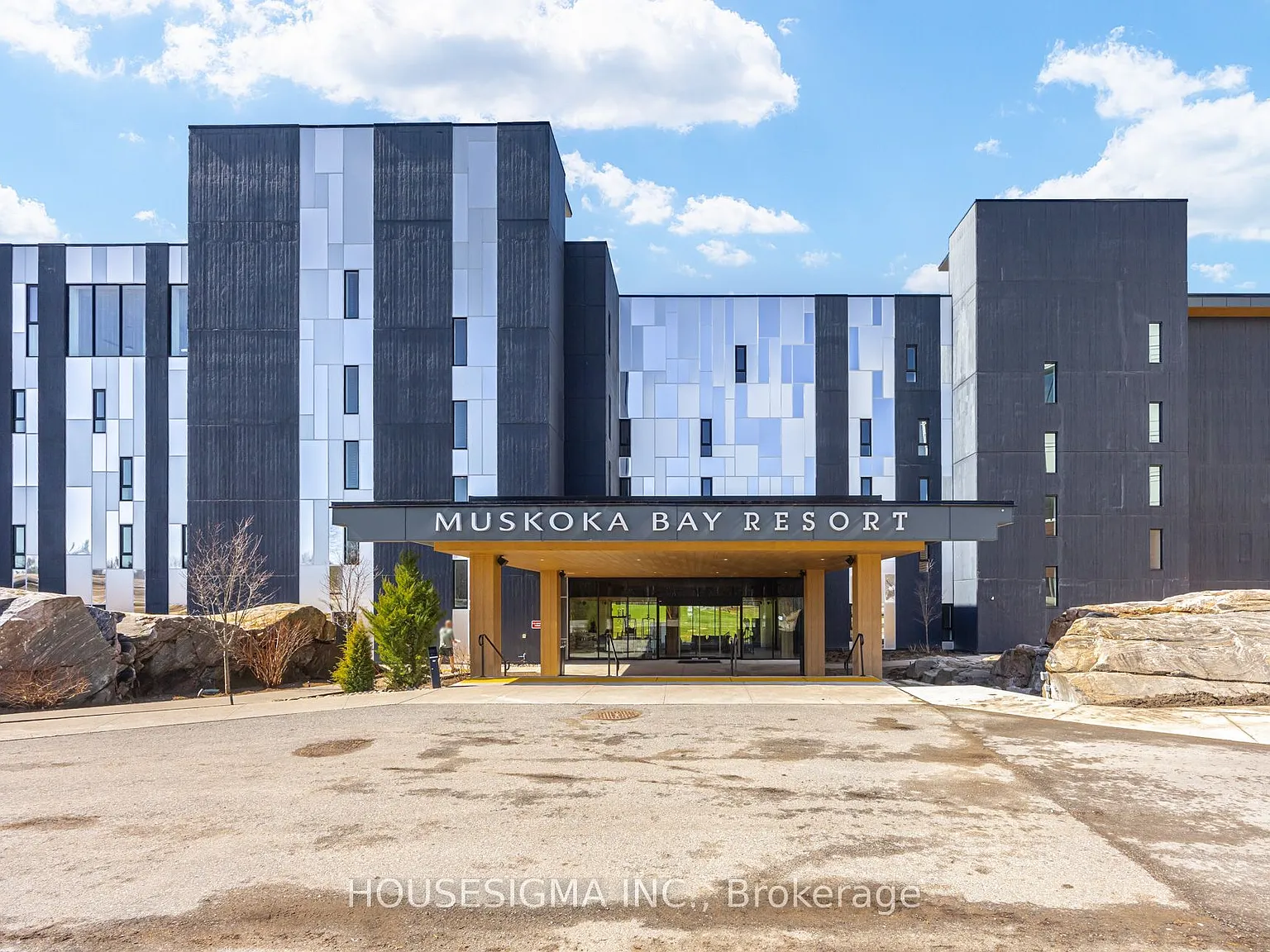 2 bed, $2,400 — Photo 1