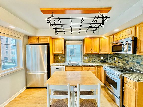 5th image of 4123 California Ave SW APT 201