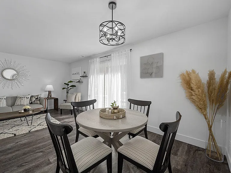 Ivy Hills Living Spaces — Photo 133