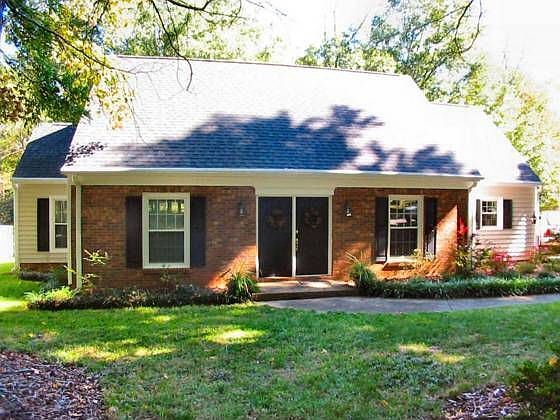 1st image of 7610 Winterset Dr