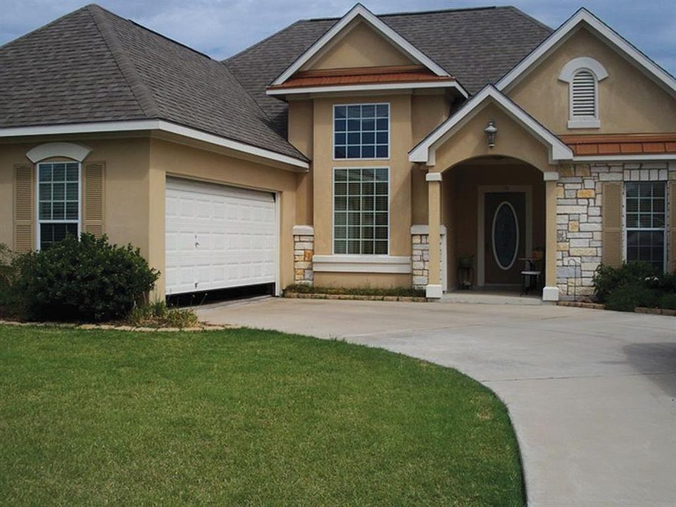 1st image of 135 Rose Mayer Loop