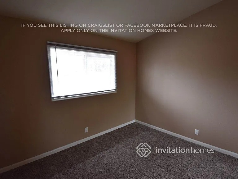 1701 Claremont Dr — Photo 12