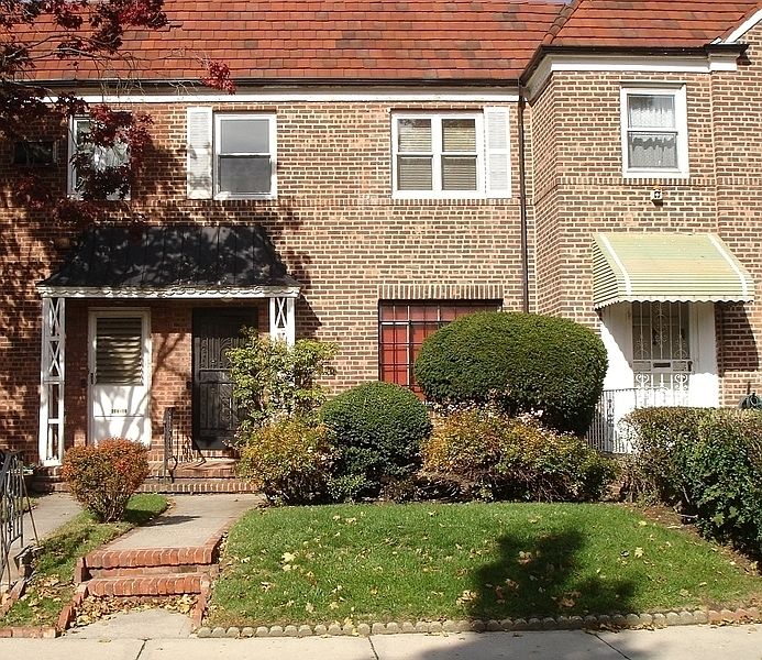 1st image of 10821 66th Ave