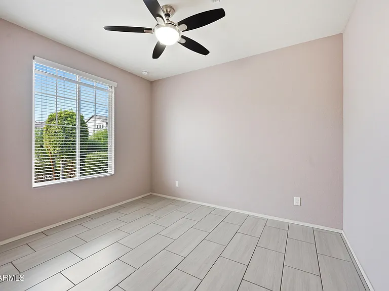 9559 W Fallen Leaf Ln — Photo 16