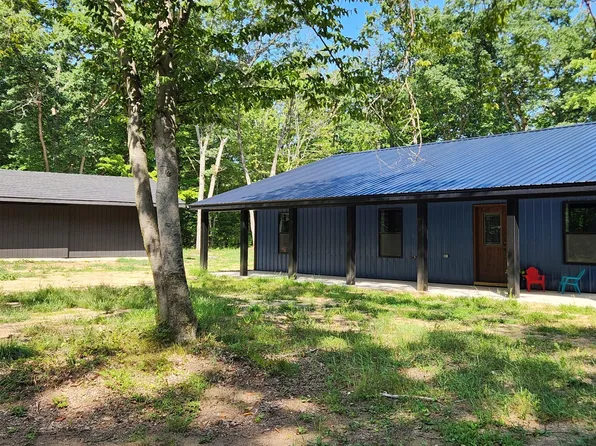 643 S Ashton Ln, White Cloud, MI 49349