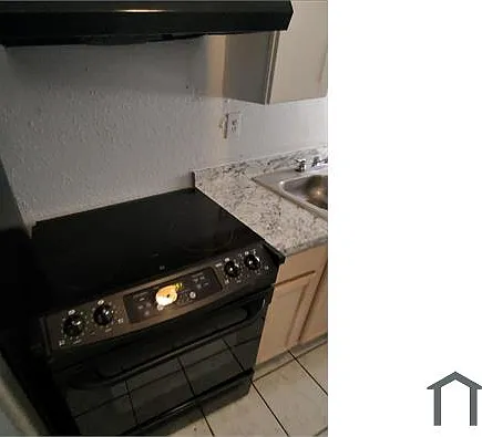 1763 Whitner St #1 — Photo 7