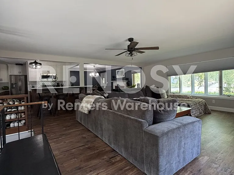 52 West Rd — Photo 6