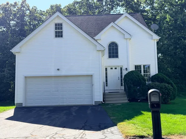 21 Zain Cir Unit 21, Milford, MA 01757