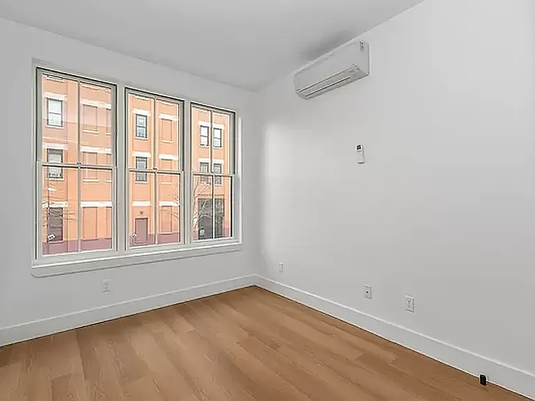 762 Madison St #3C — Photo 9