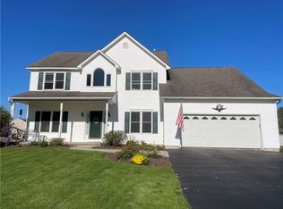 2202 Cornflower Way S, East Syracuse, NY 13057