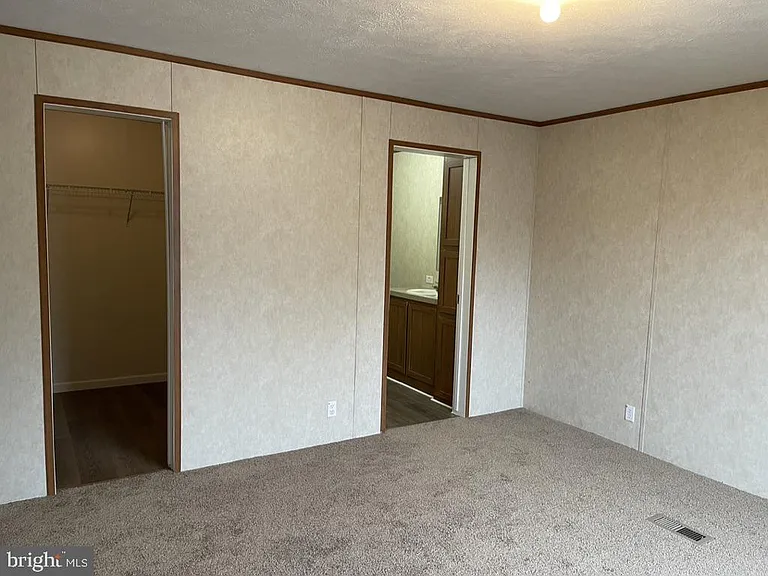 4250 Delta Rd — Photo 7