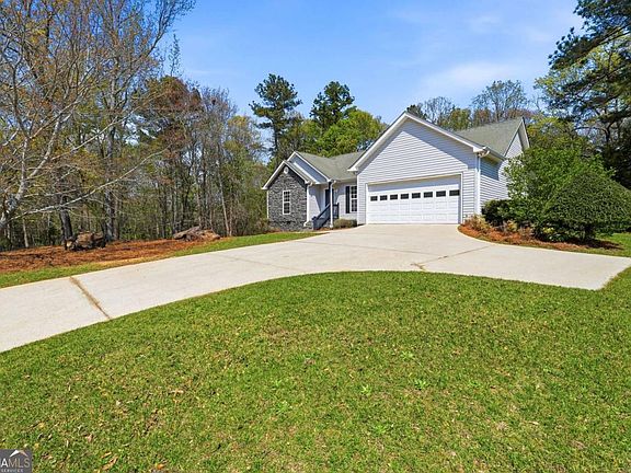 2nd image of 110 Hardwood Rd