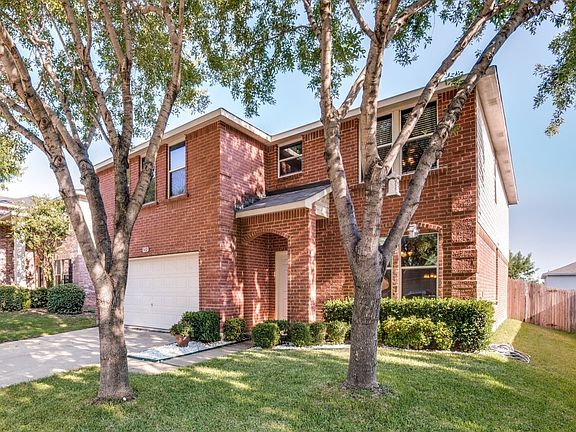 2nd image of 5432 Comanche Wells Dr