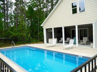 1227 Hammocks Beach Rd, Swansboro, NC 28584