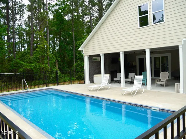 1227 Hammocks Beach Road, Swansboro, NC 28584