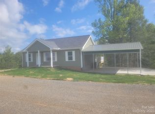 157 Wilson Farm Rd, Weaverville, NC 28787