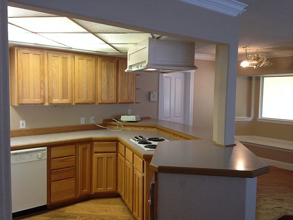 5th image of 8117 Lichen Dr