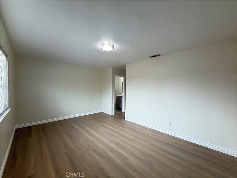 7689 Cornel Ct — Photo 20