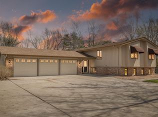 7932 W River Rd, Brooklyn Park, MN 55444