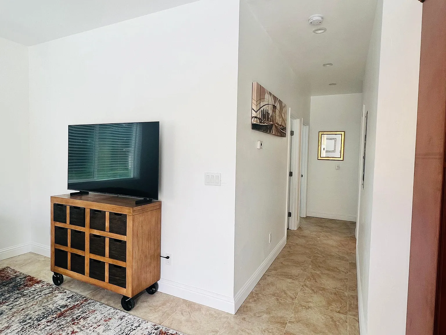 327 Reservation Rd — Photo 4