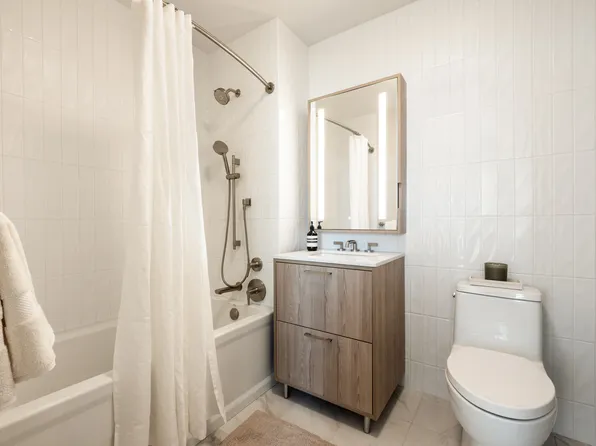 18 India Street image 4 of 16