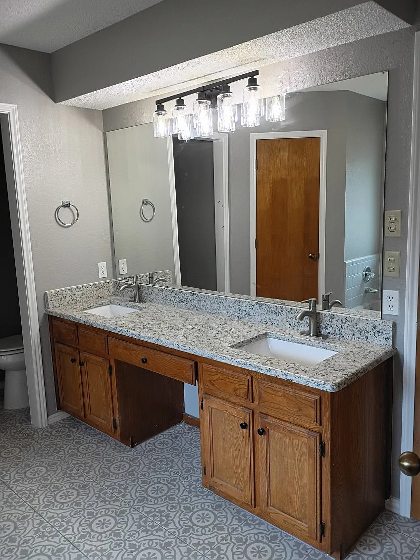 3 bed, 1530 sqft, $1,995 — Photo 2